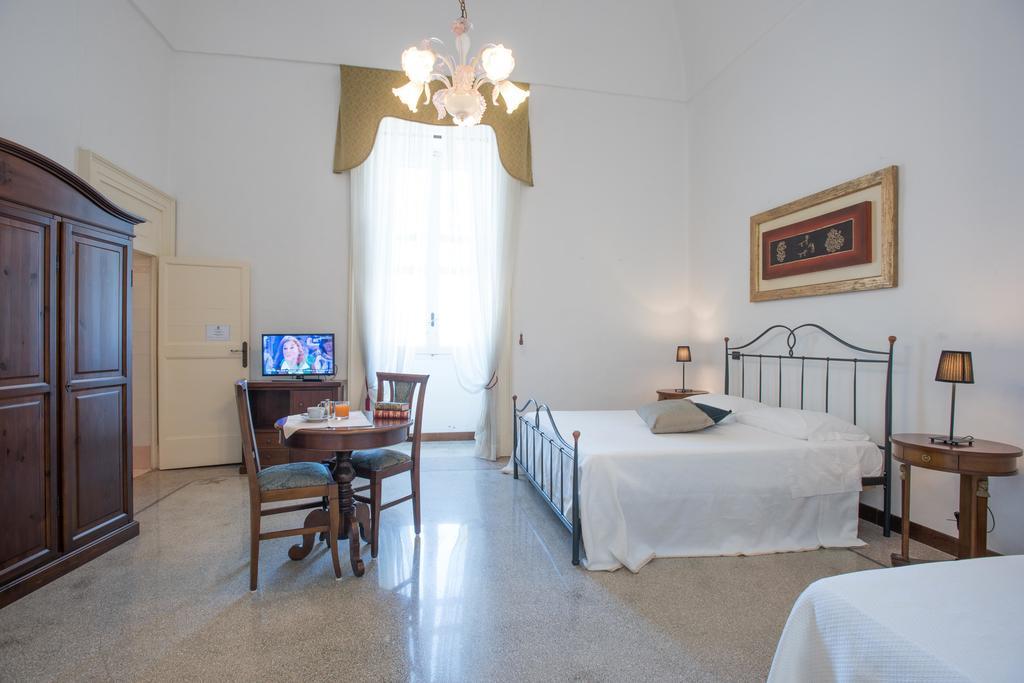 Palazzo Scarciglia - Dimora D'Epoca Bed & Breakfast Minervino di Lecce Bilik gambar
